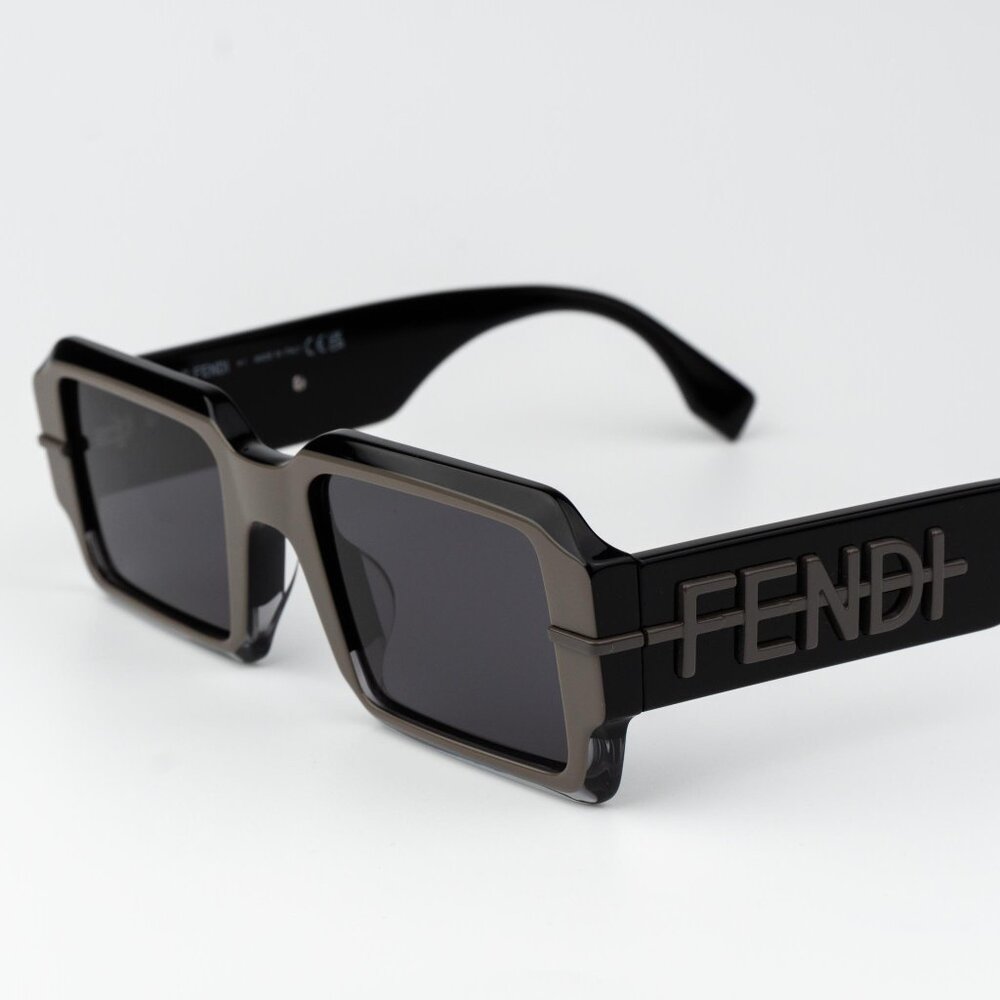 Fendi Black Rectangular Sunglasses - image 5